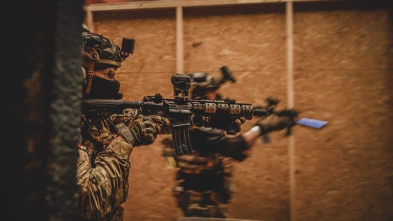 Airsoft o paintball: cuál elegir según lo que busques