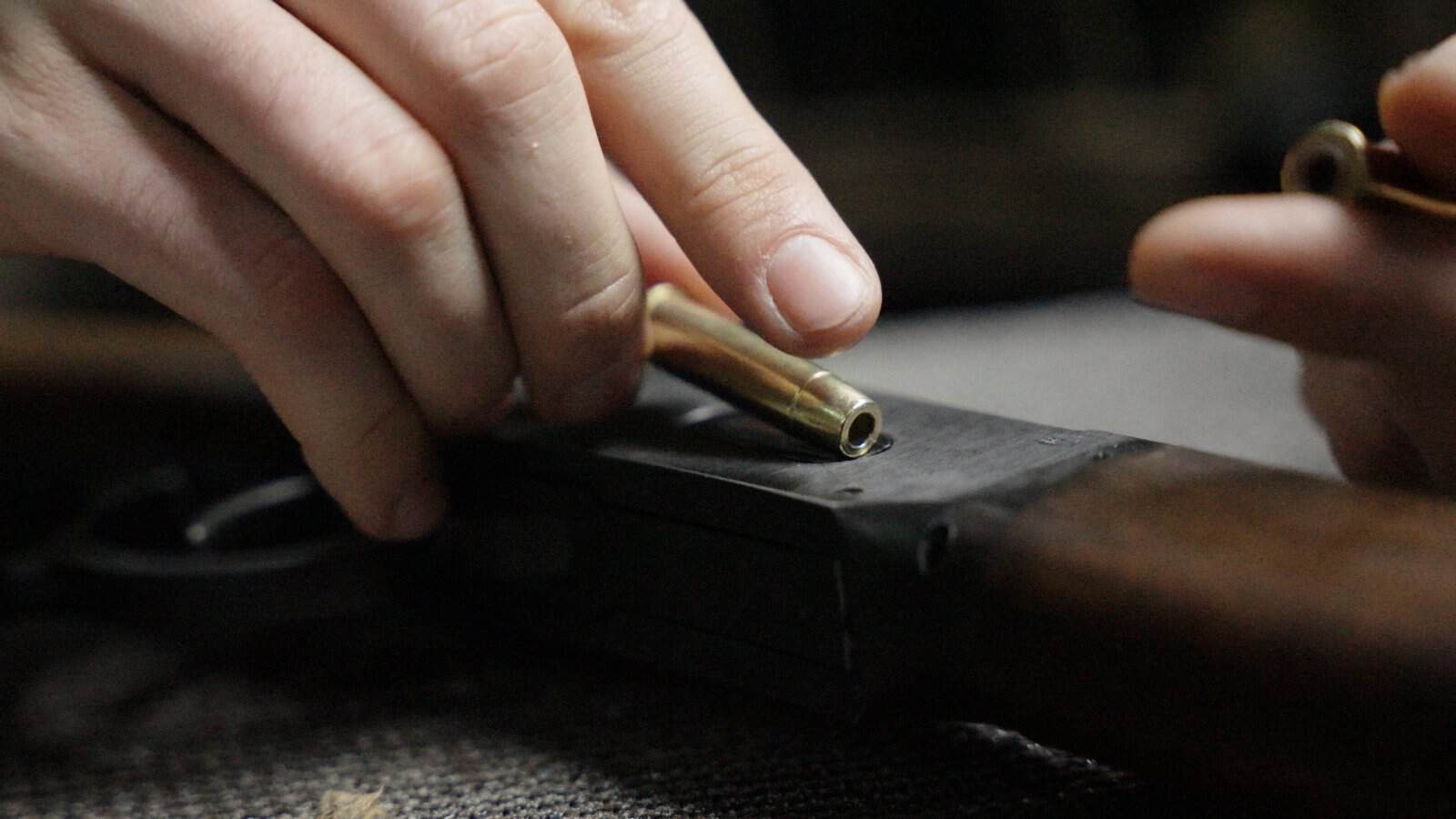Los balines son de acero de 4,5 mm.<br />No tienen nada que ver con las bolas de airsoft.» loading=»lazy»><figcaption>Los balines son de acero de 4,5 mm.<br />No tienen nada que ver con las bolas de airsoft.</figcaption></figure>
<h2>Las 10 réplicas de balines, una a una</h2>
<figure class=